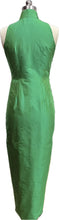 Load image into Gallery viewer, Flora Thai Silk Sleeveless Cheongsam
