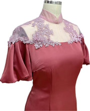 Load image into Gallery viewer, Adeline Satin Short Flutter Sleeves Cheongsam
