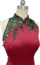 Load image into Gallery viewer, Anastacia Satin Sleeveless Cheongsam
