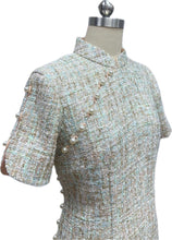 Load image into Gallery viewer, Brittany Tweed Short Sleeves Cheongsam

