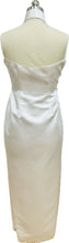 Load image into Gallery viewer, Della Duchess Satin Sleeveless Cheongsam
